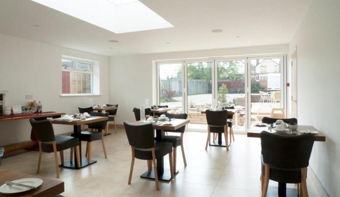 Park Lodge Farnborough  Exterior photo